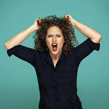 Esther van der Voort - Mama is Boos (reprise)