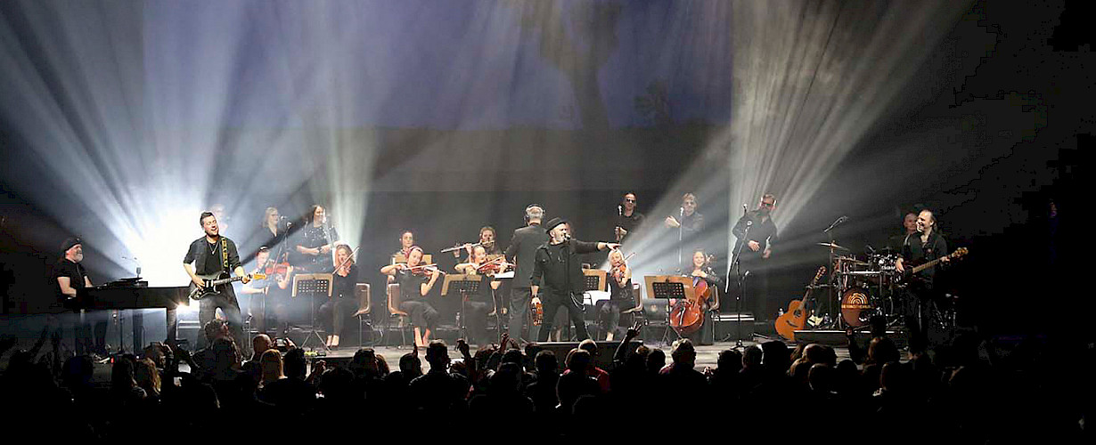 U2 Greatest Hits - Orchestra Version, Beyond the Music