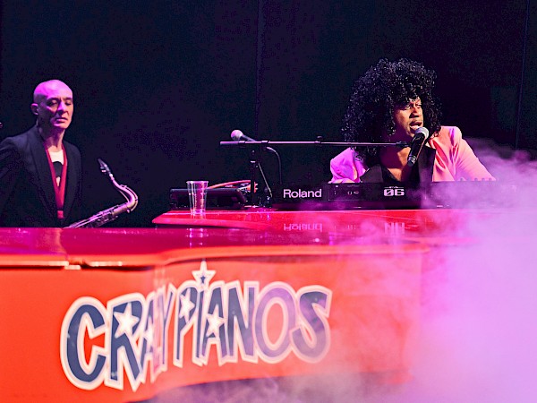 Crazy Pianos-1