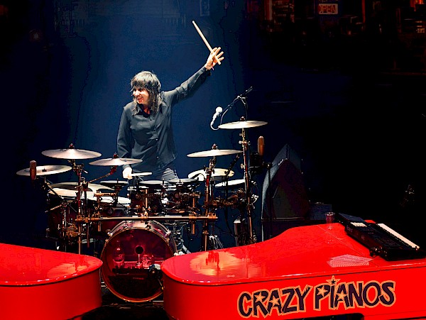 Crazy Pianos-6
