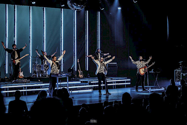 Bee Gees by MainCourse-4